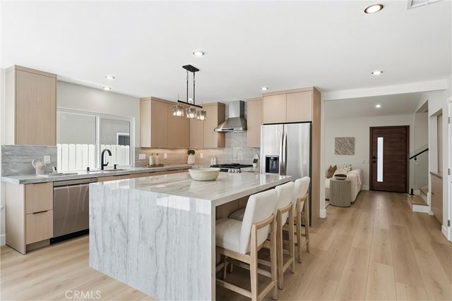 3755 Provincetown Avenue, Irvine, CA 92606