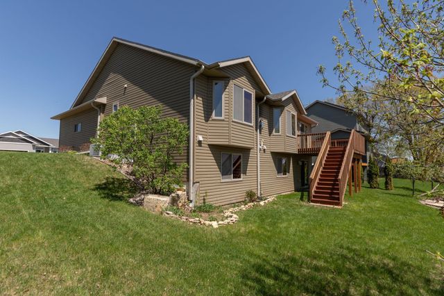 4992 4th Street NW, Rochester, MN 55901