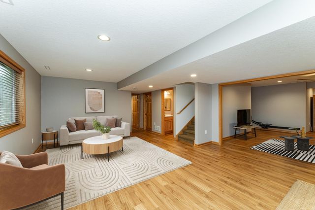 4992 4th Street NW, Rochester, MN 55901