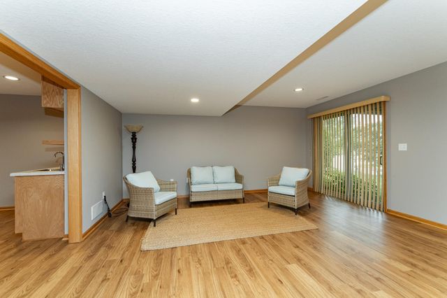 4992 4th Street NW, Rochester, MN 55901