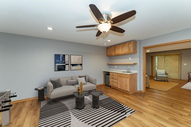 4992 4th Street NW, Rochester, MN 55901