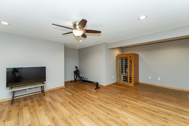 4992 4th Street NW, Rochester, MN 55901