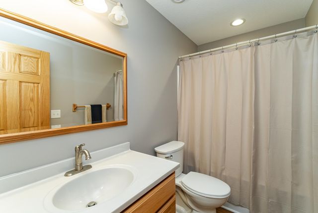 4992 4th Street NW, Rochester, MN 55901