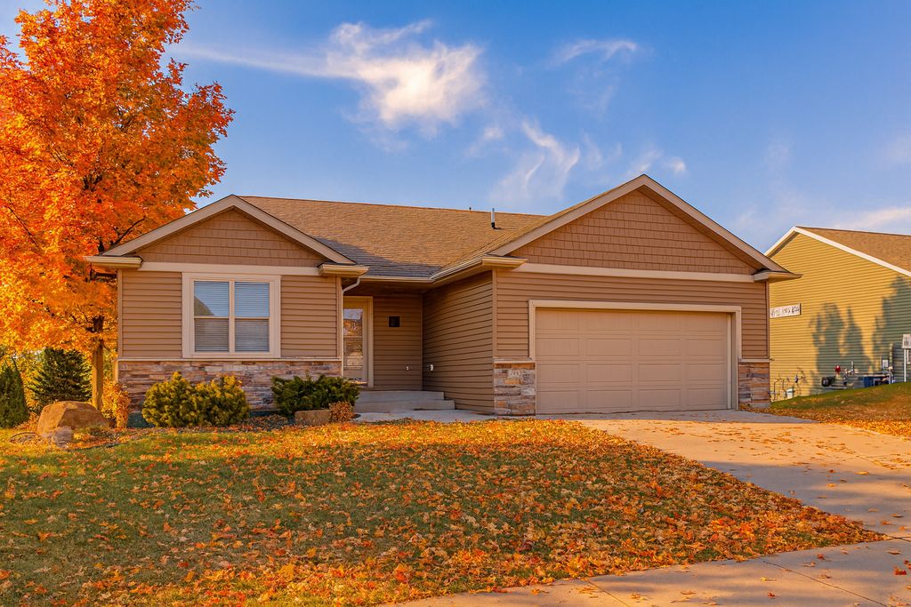 4992 4th Street NW, Rochester, MN 55901