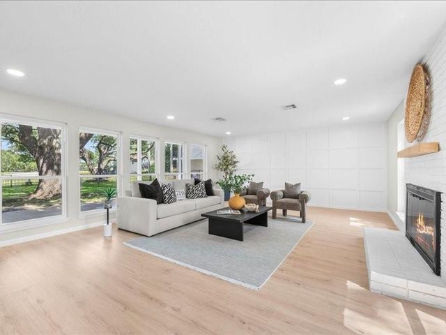 7310 Benwich Circle, Houston, TX 77095
