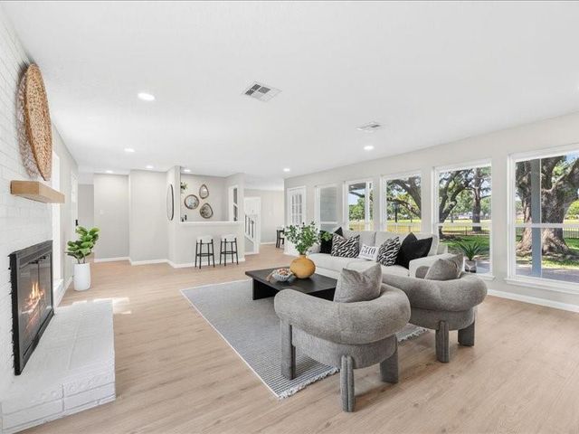 7310 Benwich Circle, Houston, TX 77095