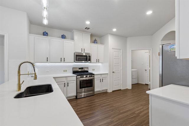 3501 Sabine Drive, Little Elm, TX 75068