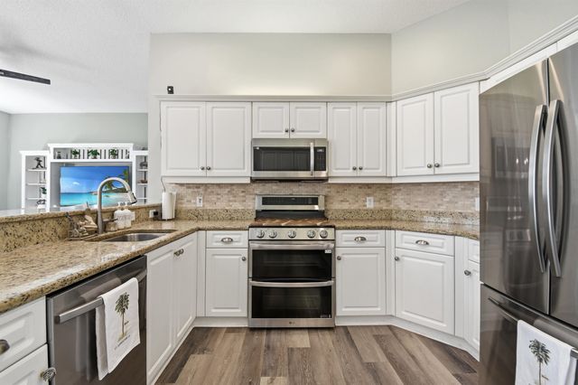 7 Hawksbill Ln, St Augustine, FL 32080