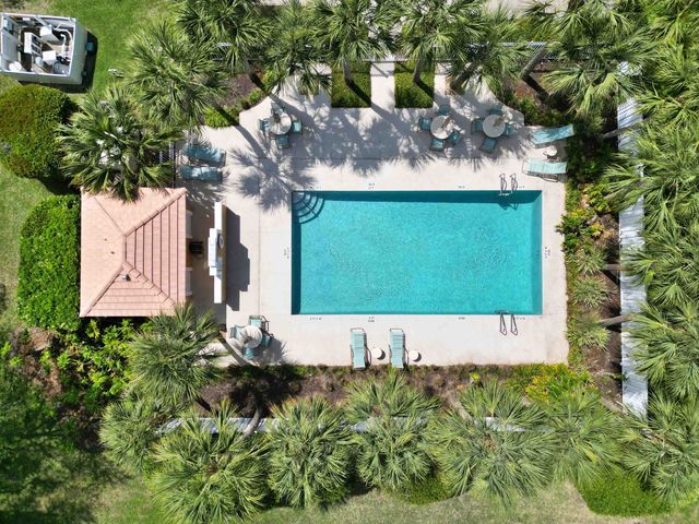 7 Hawksbill Ln, St Augustine, FL 32080