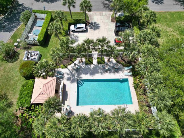 7 Hawksbill Ln, St Augustine, FL 32080