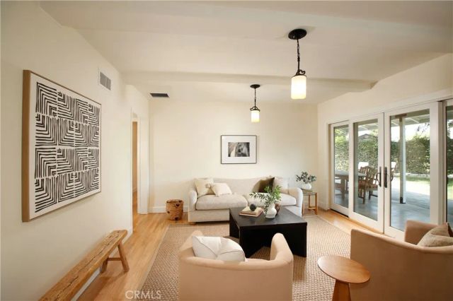 602 Durwood, La Canada Flintridge, CA 91011
