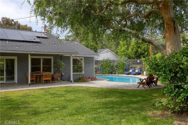 602 Durwood, La Canada Flintridge, CA 91011
