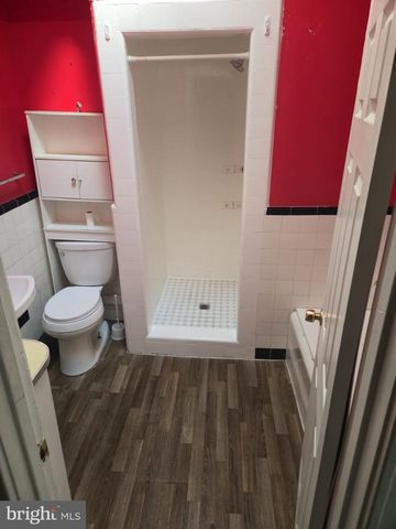 4584 G ST, Philadelphia, PA 19120