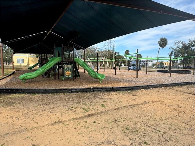 14887 LUCCA WAY, Dade City, FL 33523