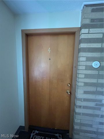 1422 E 264th Street, Euclid, OH 44132