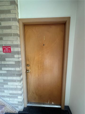 1422 E 264th Street, Euclid, OH 44132