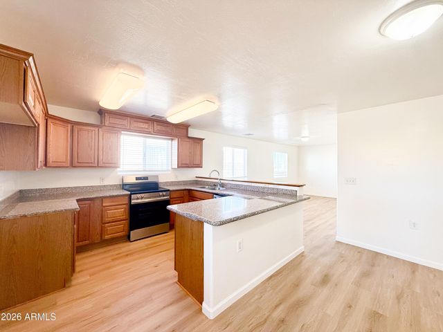 430 W LAKE LOUISE Road, Paulden, AZ 86334