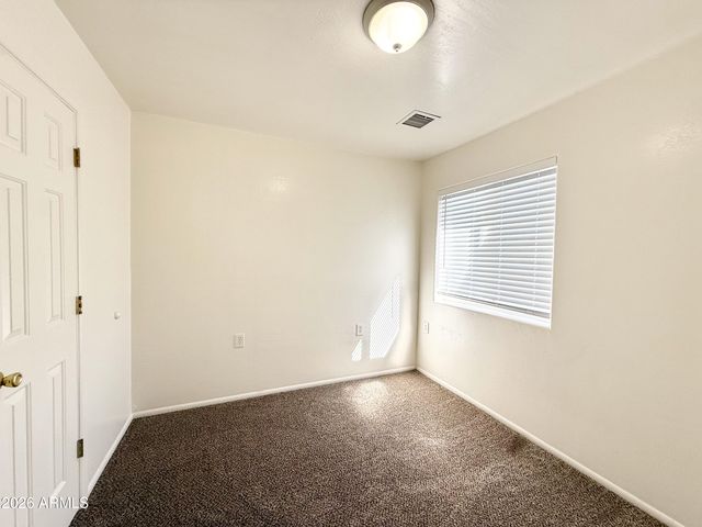 430 W LAKE LOUISE Road, Paulden, AZ 86334