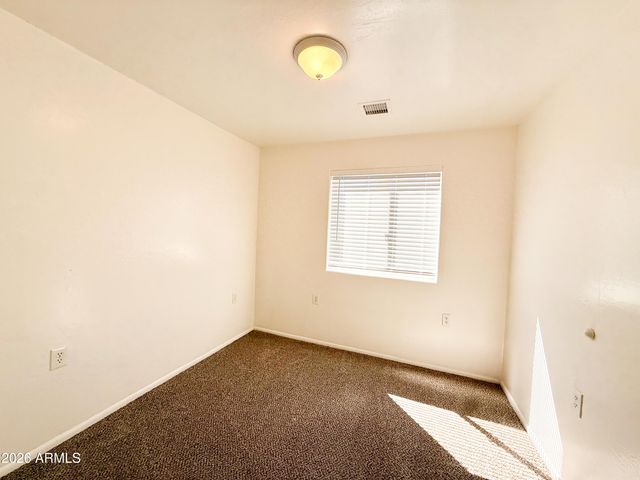 430 W LAKE LOUISE Road, Paulden, AZ 86334