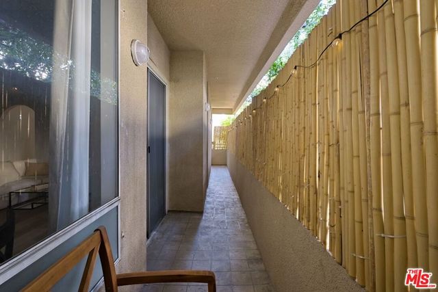 4943 Rosewood Avenue 104, Los Angeles, CA 90004