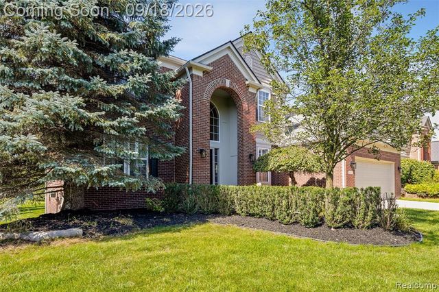 49136 Running Trout Lane, Northville, MI 48168