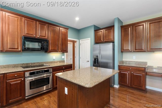 49136 Running Trout Lane, Northville, MI 48168