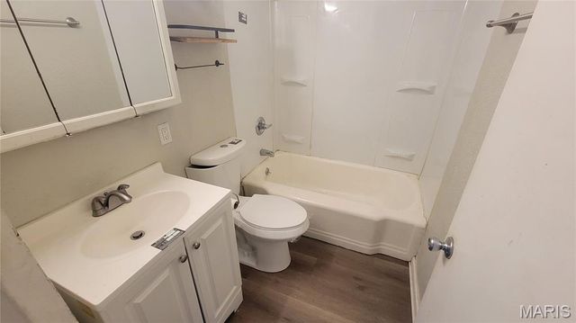 2000 Wismer Avenue, St Louis, MO 63114