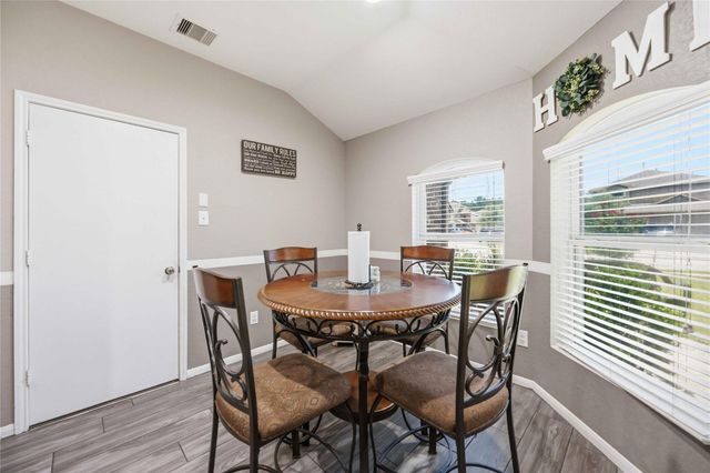 21311 Fox Hillside Way, Humble, TX 77338