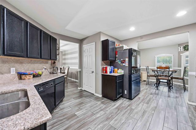21311 Fox Hillside Way, Humble, TX 77338