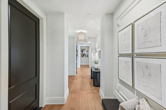 1109 W WASHINGTON Boulevard 8A, Chicago, IL 60607