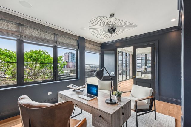 1109 W WASHINGTON Boulevard 8A, Chicago, IL 60607