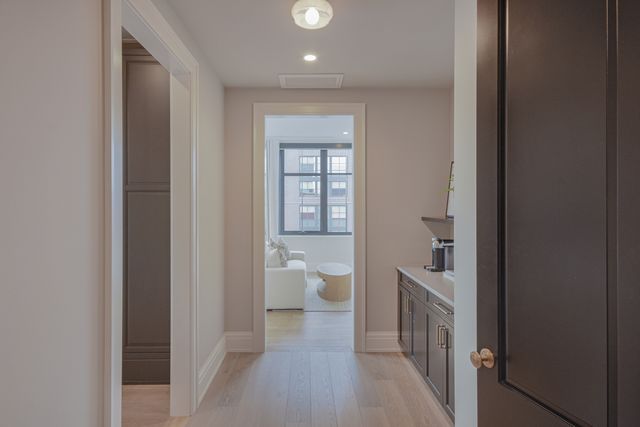 1109 W WASHINGTON Boulevard 8A, Chicago, IL 60607