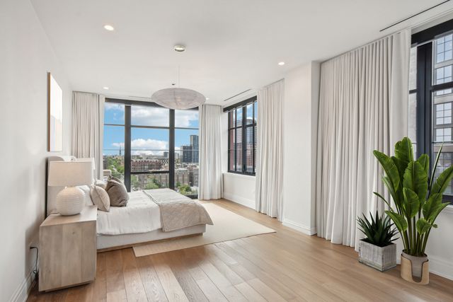 1109 W WASHINGTON Boulevard 8A, Chicago, IL 60607