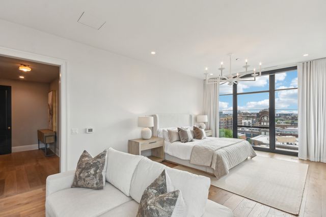 1109 W WASHINGTON Boulevard 8A, Chicago, IL 60607