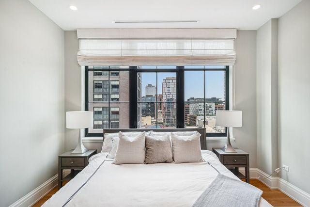 1109 W WASHINGTON Boulevard 8A, Chicago, IL 60607