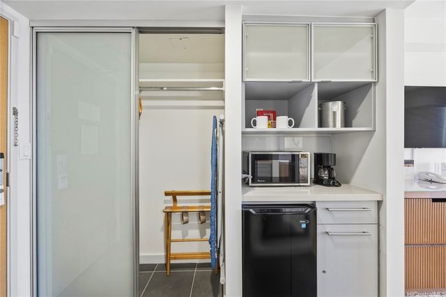 410 Atkinson Drive 759, Honolulu, HI 96814