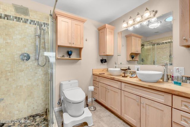 2925 Kimberlie Court, Anchorage, AK 99508
