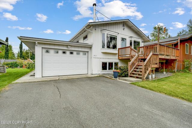 2925 Kimberlie Court, Anchorage, AK 99508