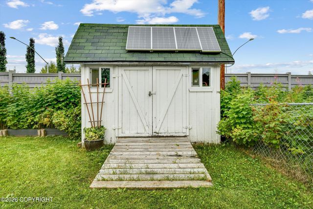 2925 Kimberlie Court, Anchorage, AK 99508