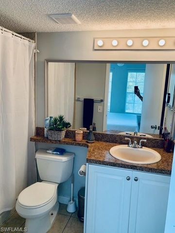 124 Santa Clara DR 15, Naples, FL 34104