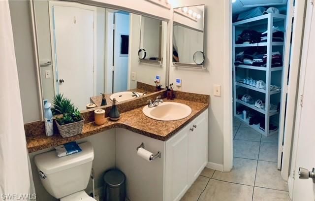 124 Santa Clara DR 15, Naples, FL 34104