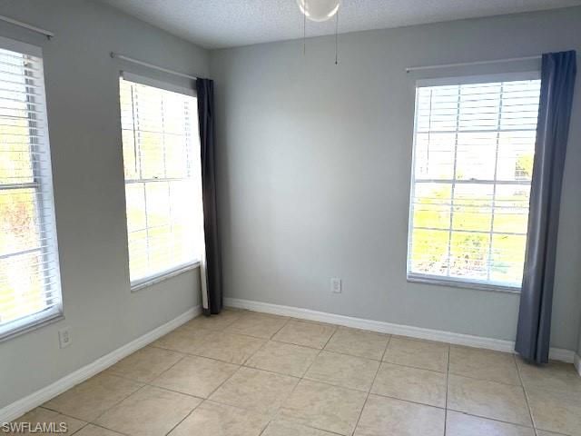 124 Santa Clara DR 15, Naples, FL 34104