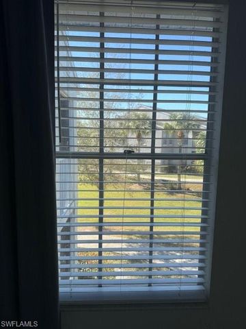 124 Santa Clara DR 15, Naples, FL 34104