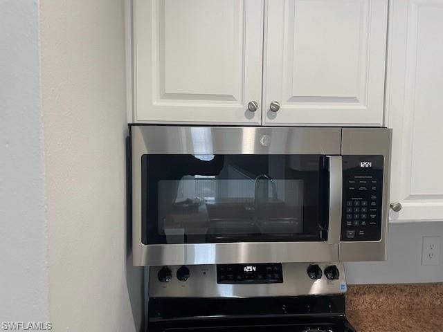 124 Santa Clara DR 15, Naples, FL 34104