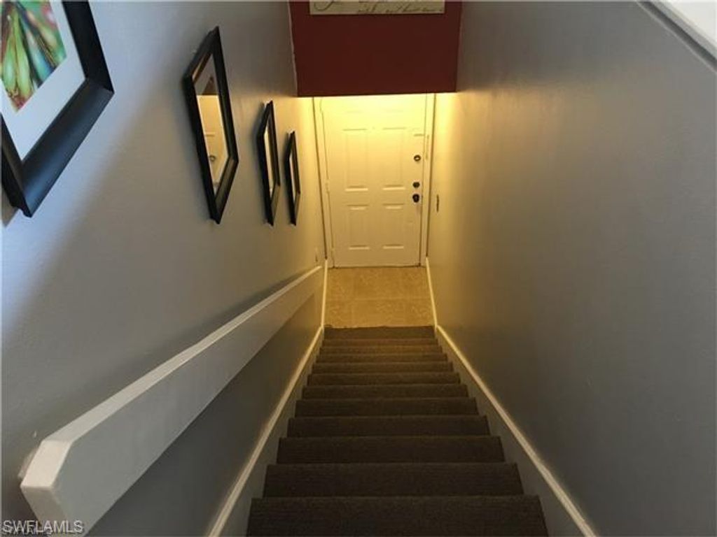 124 Santa Clara DR 15, NAPLES, FL 34104 — photo 2