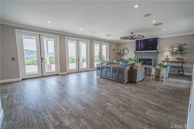9248 Hierba, Agua Dulce, CA 91390