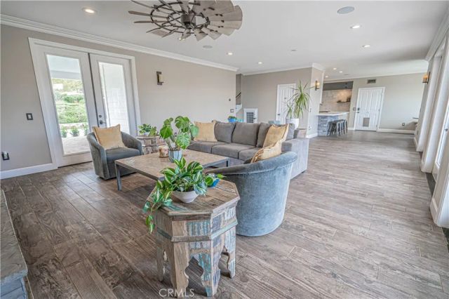 9248 Hierba, Agua Dulce, CA 91390