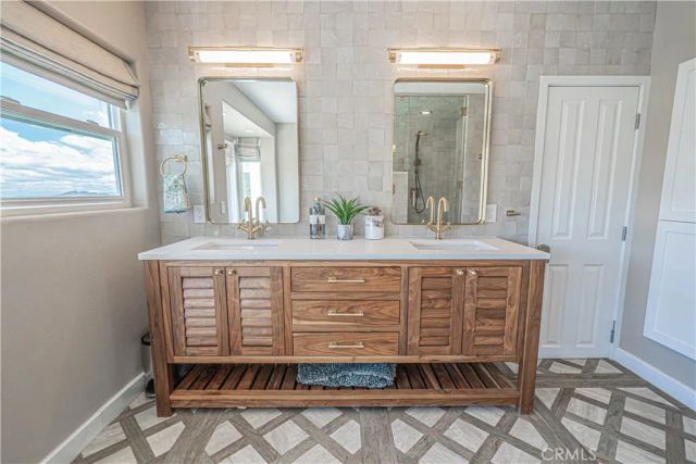9248 Hierba, Agua Dulce, CA 91390
