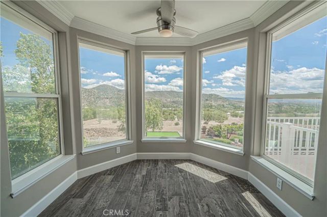 9248 Hierba, Agua Dulce, CA 91390