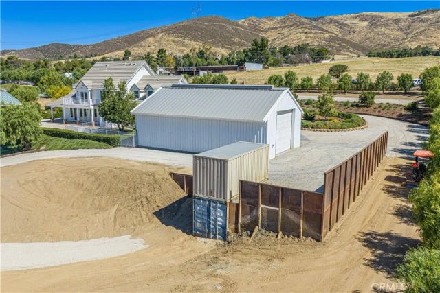 9248 Hierba, Agua Dulce, CA 91390